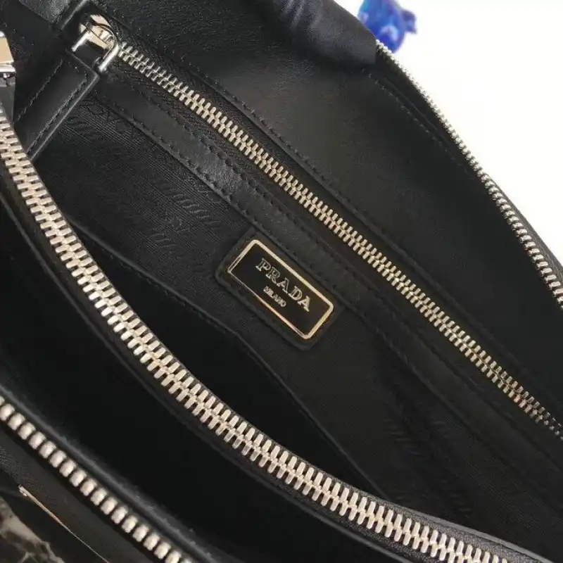 Prada Bag 2112YZ0088