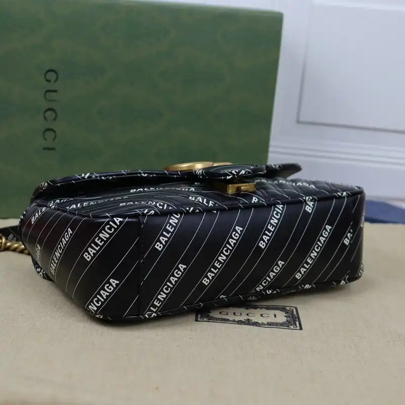 Gucci Bag 2112YZ0129