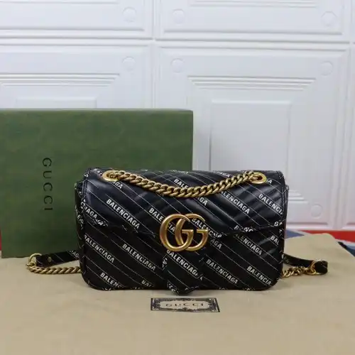 Gucci Bag 2112YZ0129