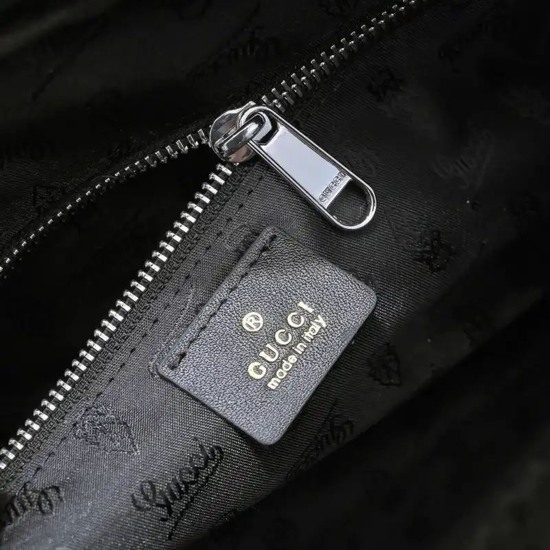 Cheap Gucci Bag 2112YZ0132