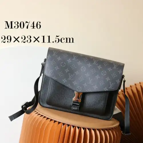 LV Bag 2112YZ0161