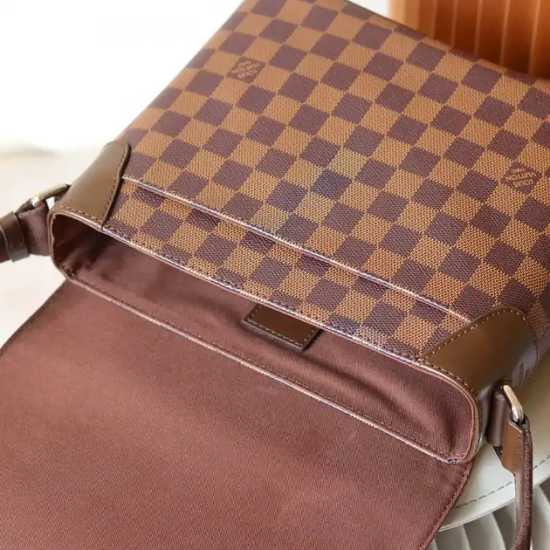 LV Bag 2112YZ0163