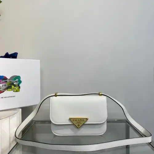 Prada Bag 2201DJ0004