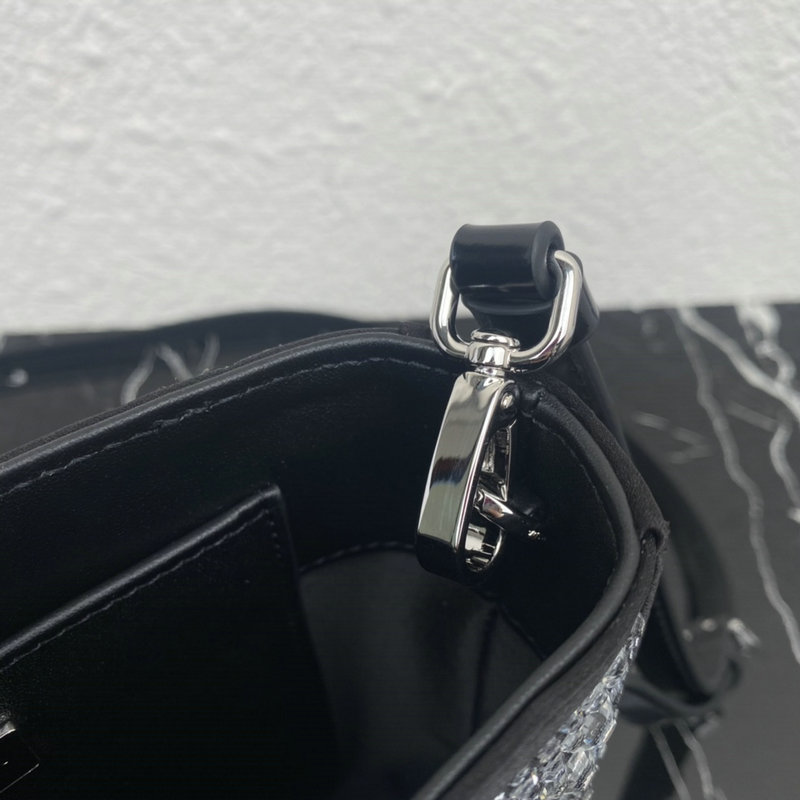 FASH Prada Bag 2201DJ0005