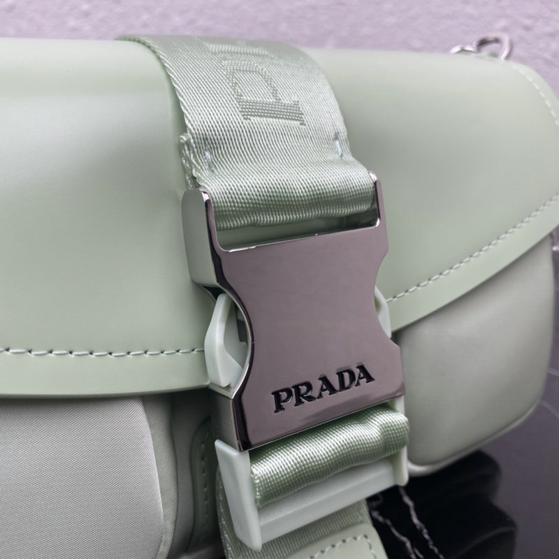 FASH Prada Bag 2201DJ0007