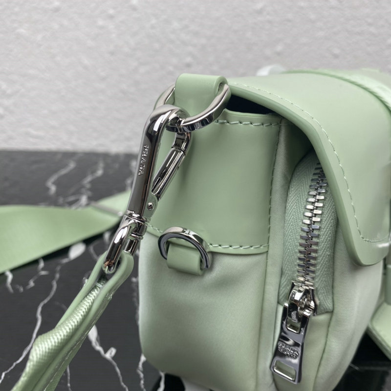 FASH Prada Bag 2201DJ0007