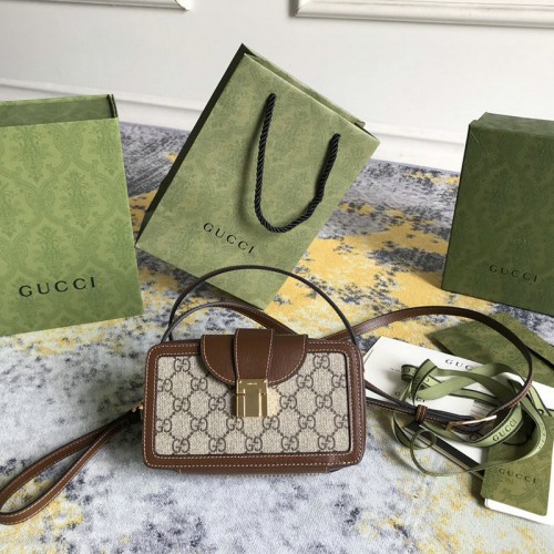 FASH Gucci Bag 2201DJ0011