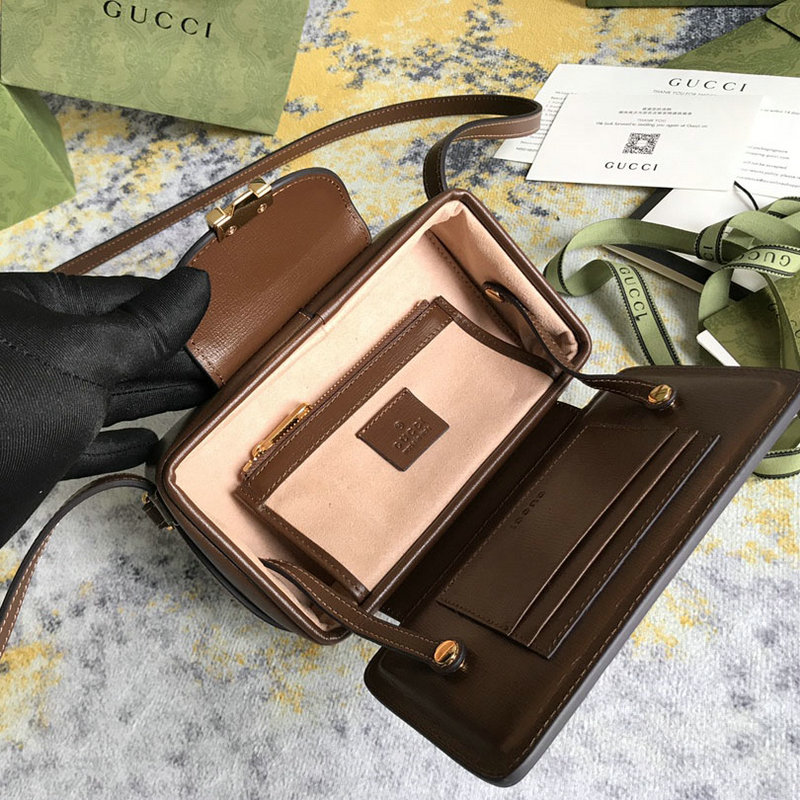 FASH Gucci Bag 2201DJ0011