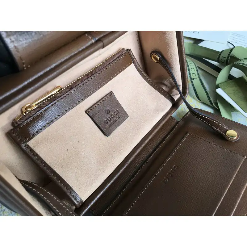 Gucci Bag 2201DJ0011