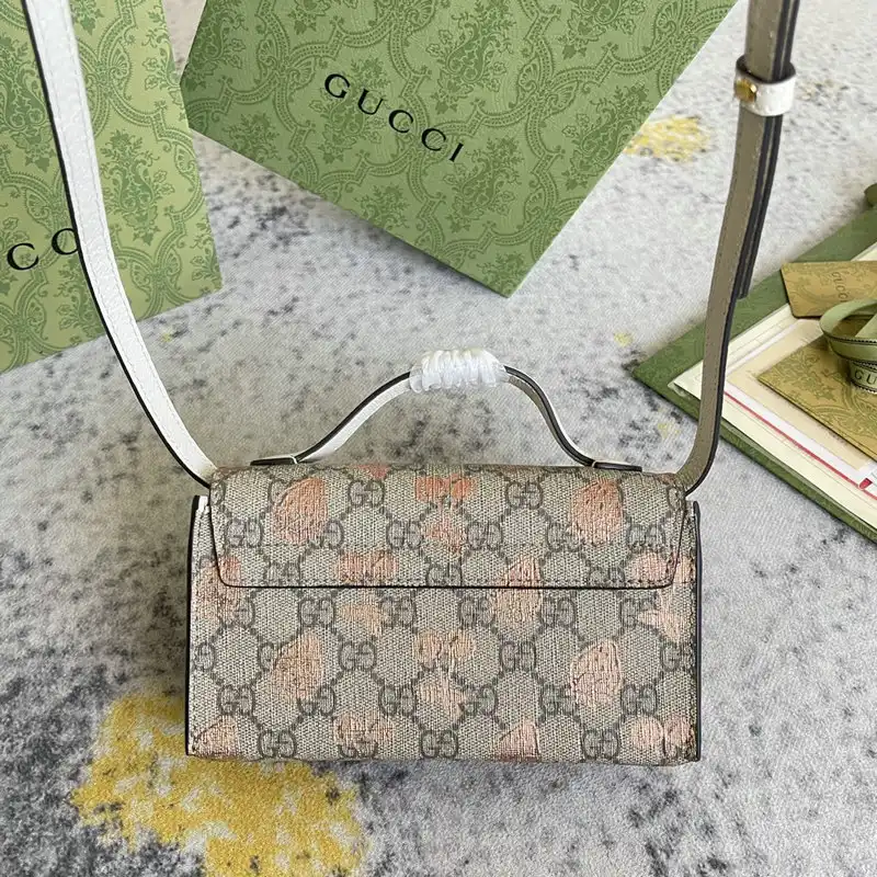 Gucci Bag 2201DJ0012