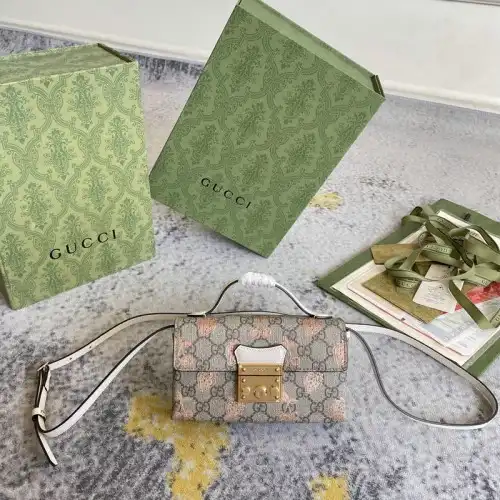 Fashionrepsfam ru Gucci Bag 2201DJ0012