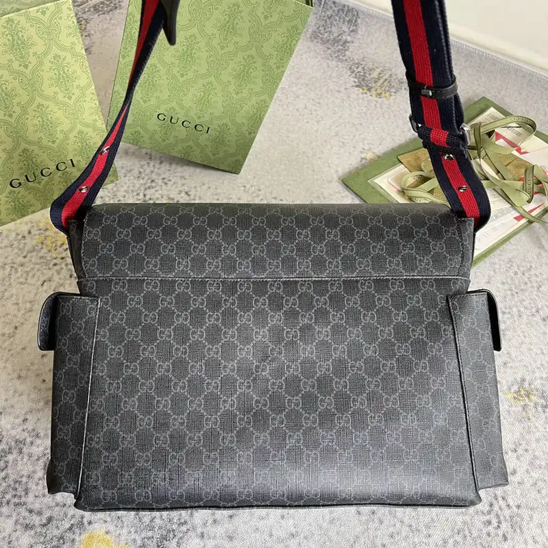 FASH Gucci Bag 2201DJ0016