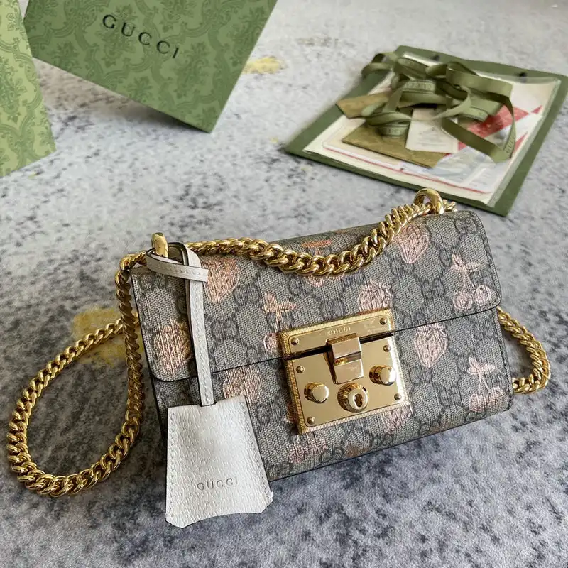 Gucci Bag 2201DJ0017