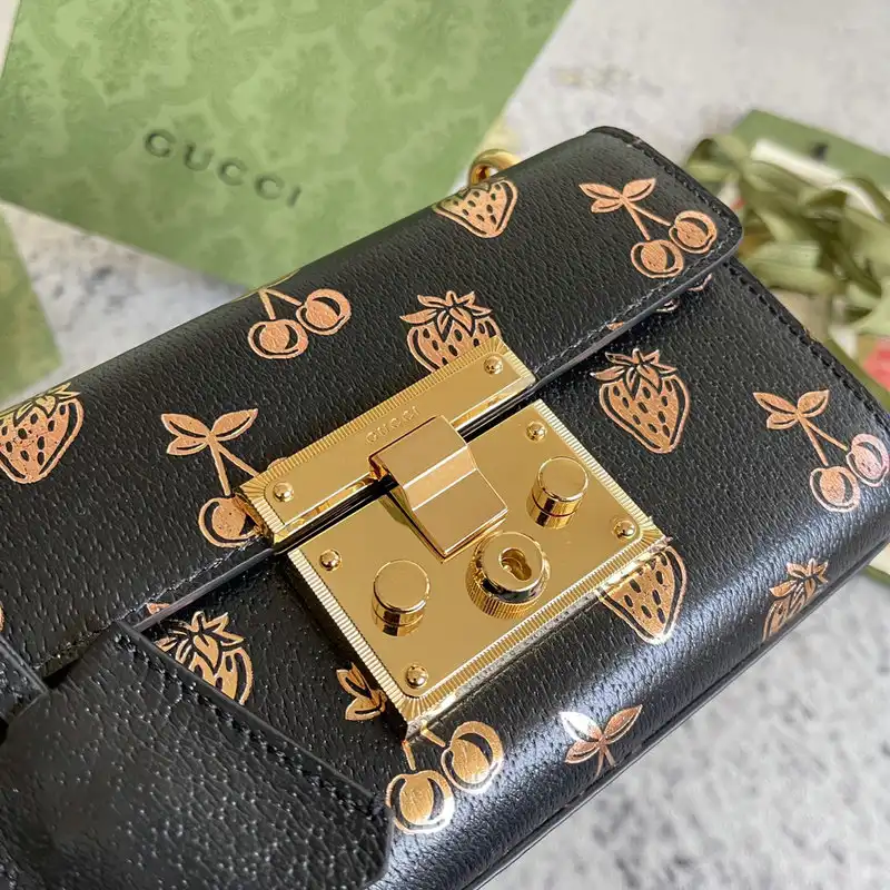 Gucci Bag 2201DJ0019