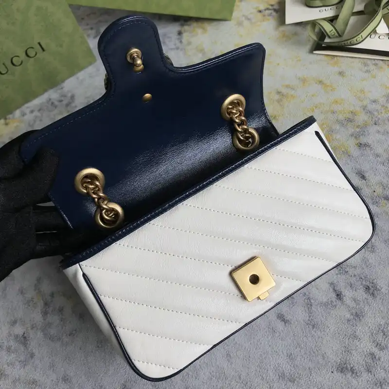 Gucci Bag 2201DJ0026