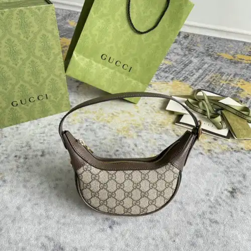 Gucci Bag 2201DJ0030