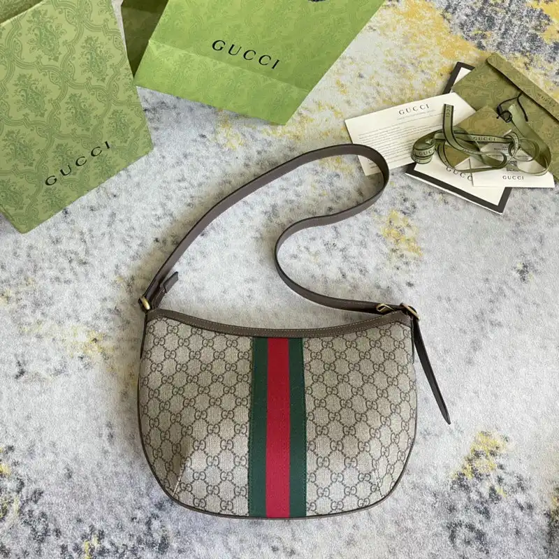 Cheap Gucci Bag 2201DJ0031