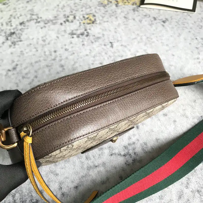 FASH Gucci Bag 2201DJ0039