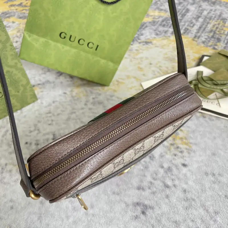 Fashionrepsfam ru Gucci Bag 2201DJ0046