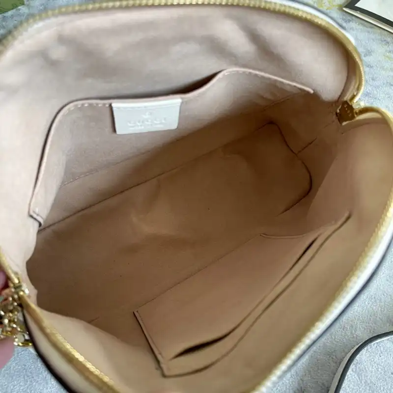 Gucci Bag 2201DJ0049