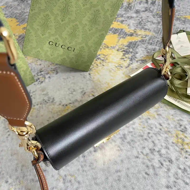 Gucci Bag 2201DJ0053