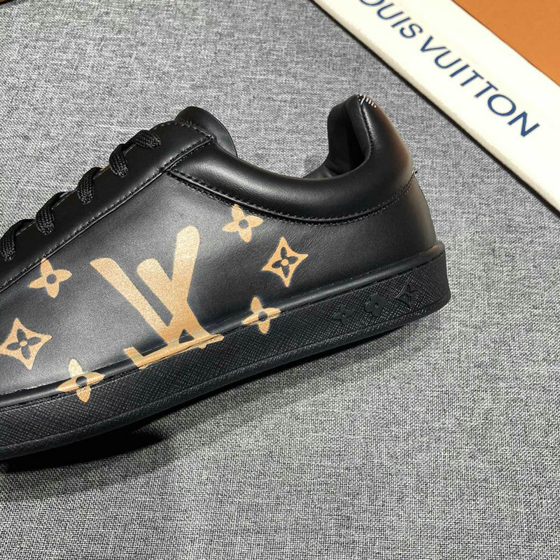 LV Shoes 2201PZ0007