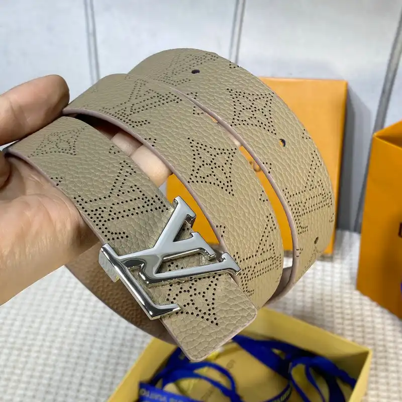 LV Belts 2201XA0014