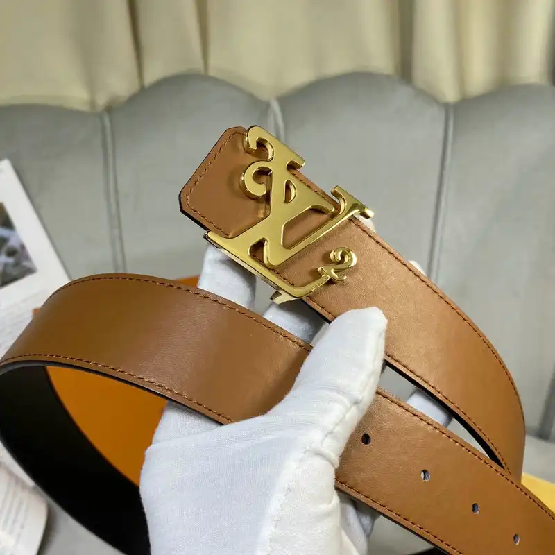 LV Belts 2201XA0055