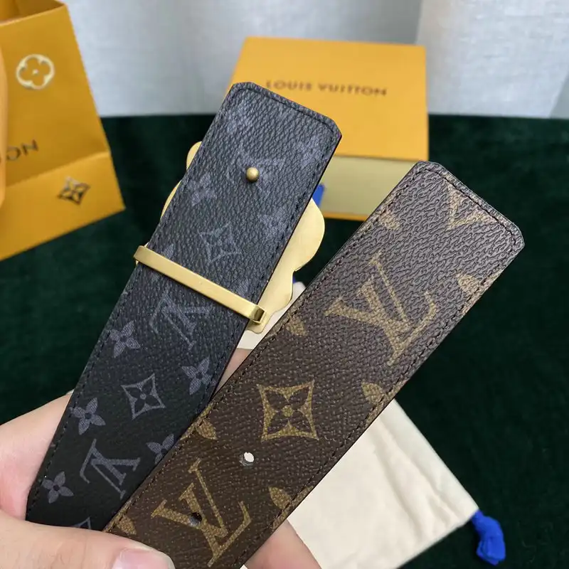 LV Belts 2201XA0067