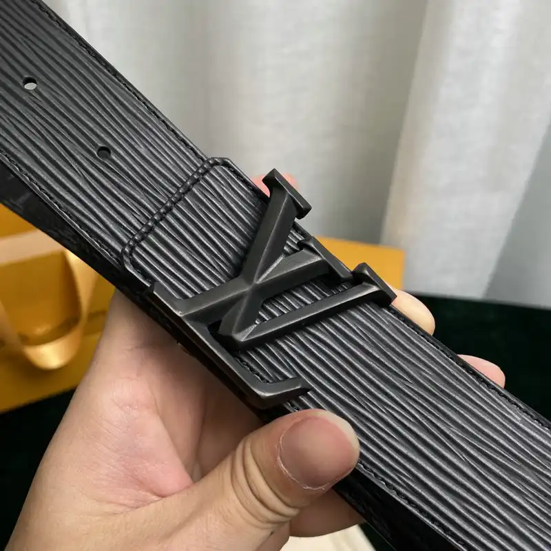 LV Belts 2201XA0069