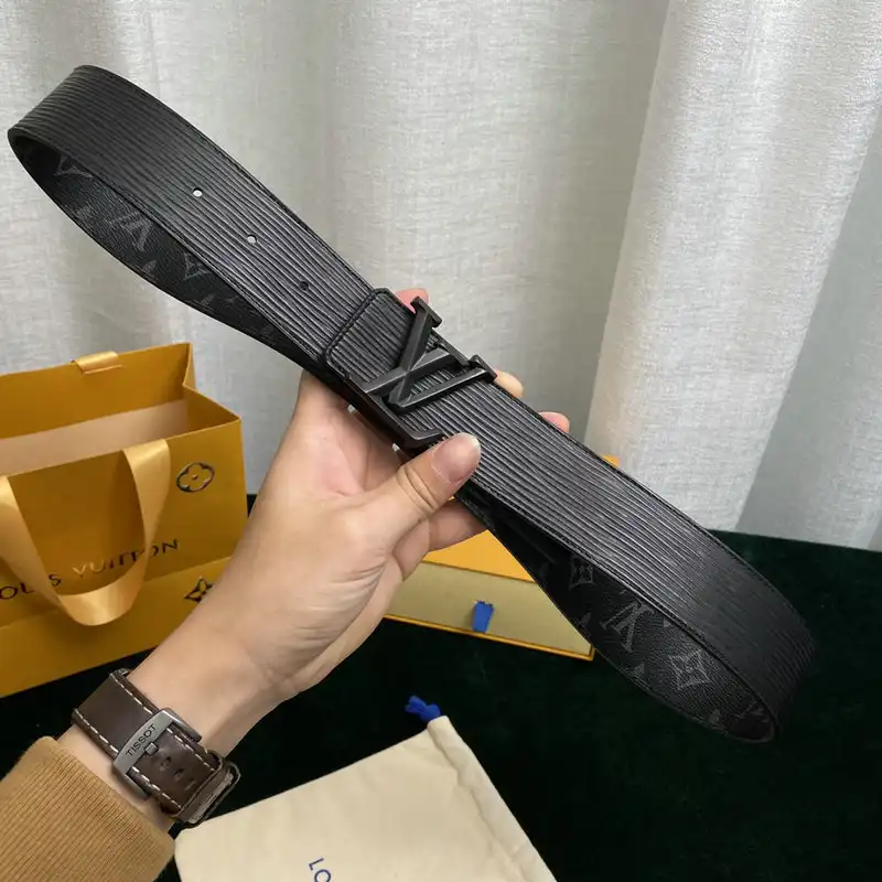 LV Belts 2201XA0069