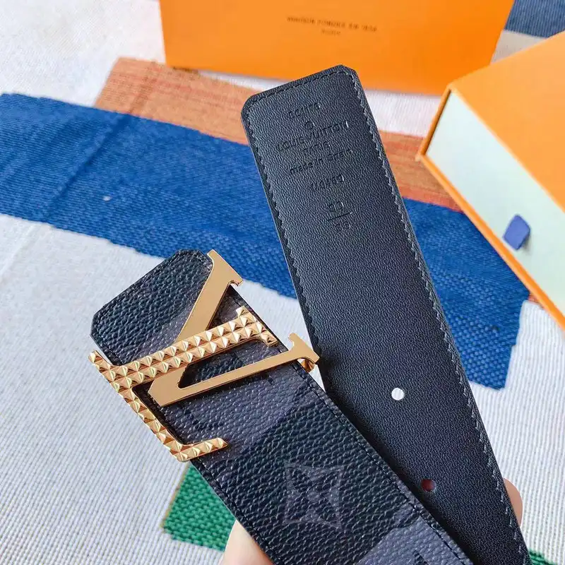 LV Belts 2201XA0074