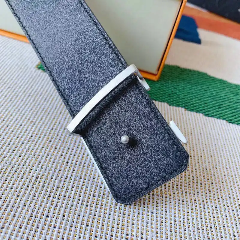 LV Belts 2201XA0075