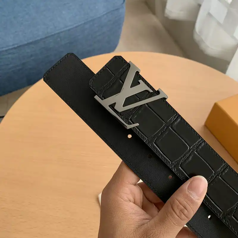 LV Belts 2201XA0091