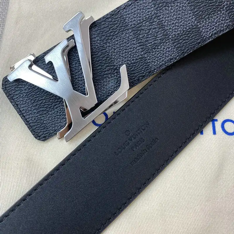 LV Belts 2201XA0121