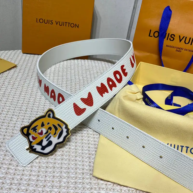 LV Belts 2201XA0133