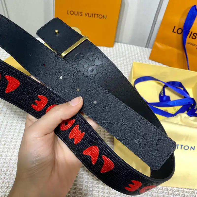 LV Belts 2201XA0136