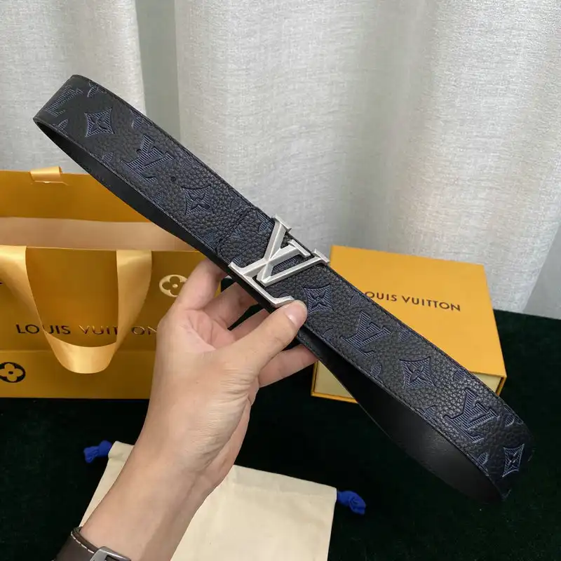 LV Belts 2201XA0140