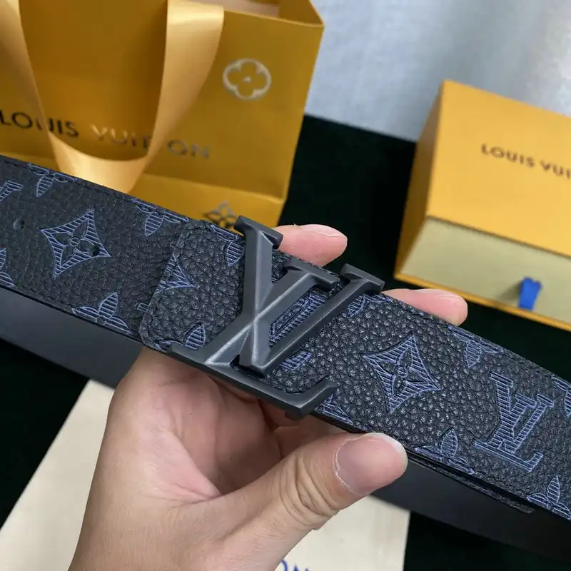 LV Belts 2201XA0140