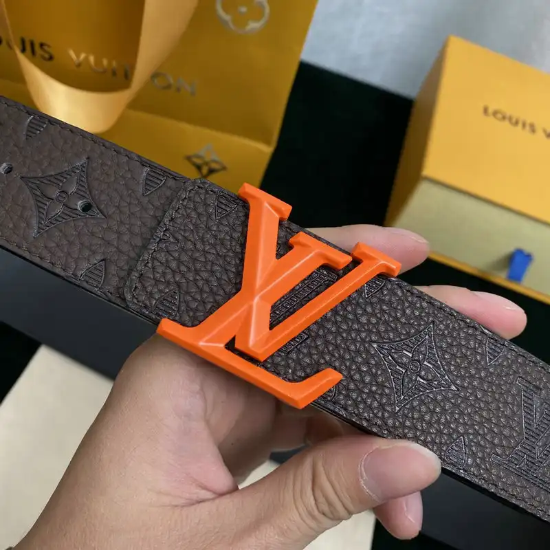 LV Belts 2201XA0141