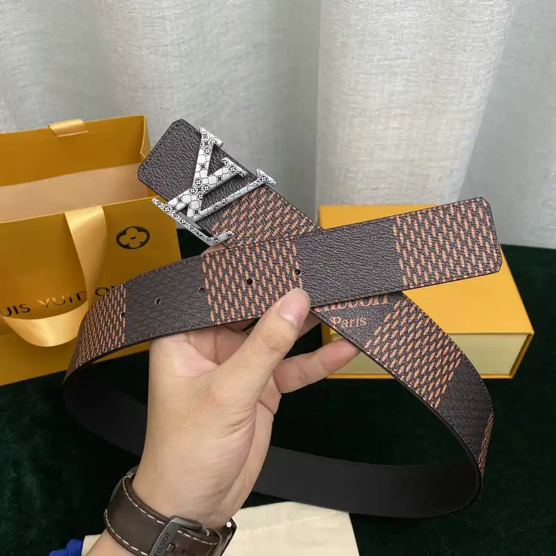 LV Belts 2201XA0178