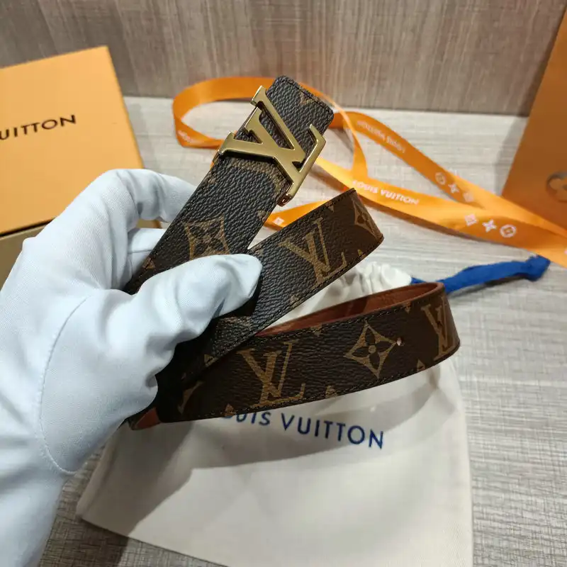 LV Belts 2201XA0193