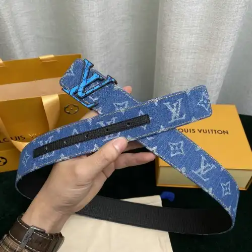 LV Belts 2201XA0201