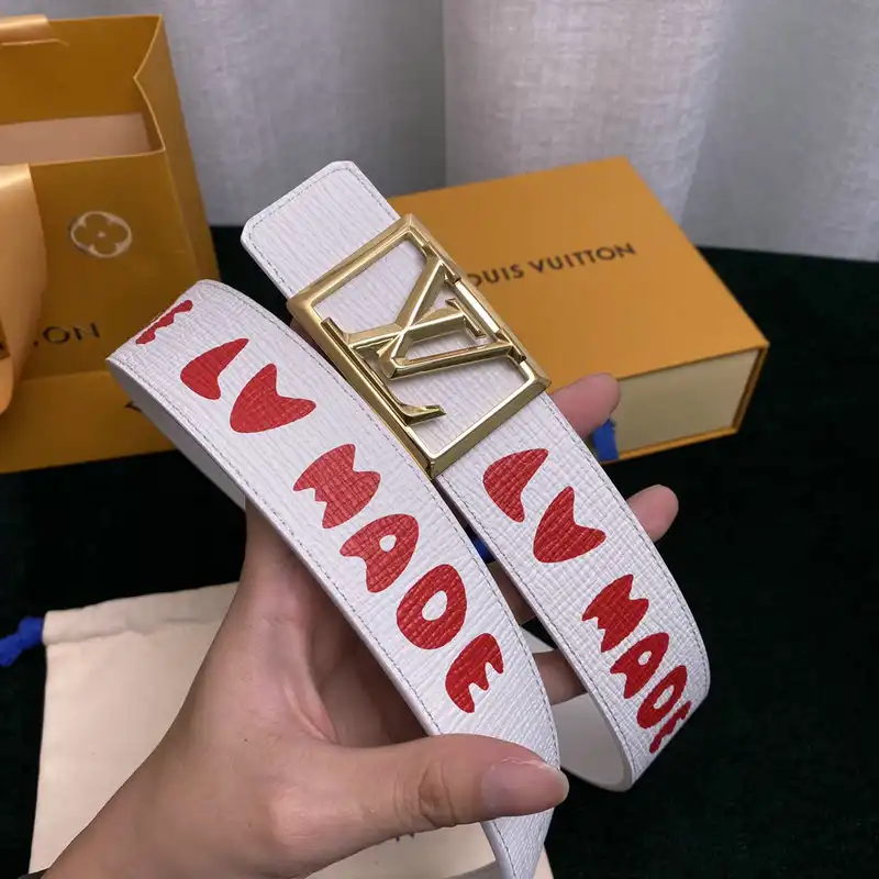 LV Belts 2201XA0235