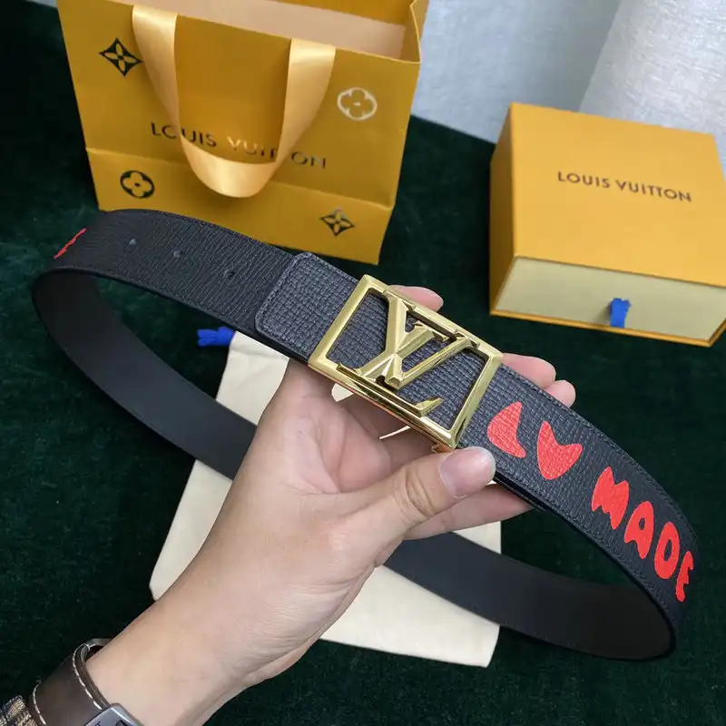 LV Belts 2201XA0237