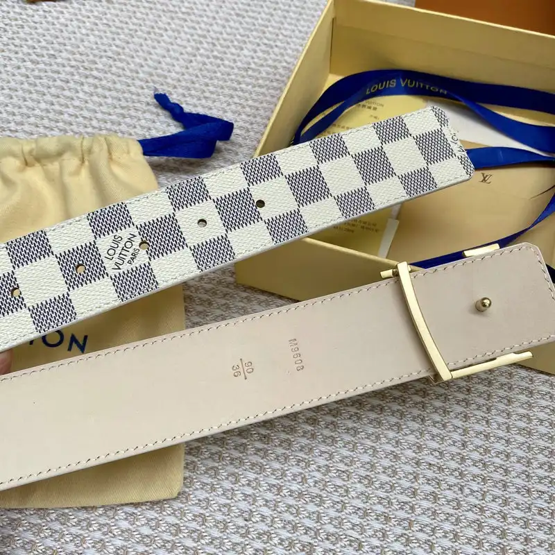 LV Belts 2201XA0244