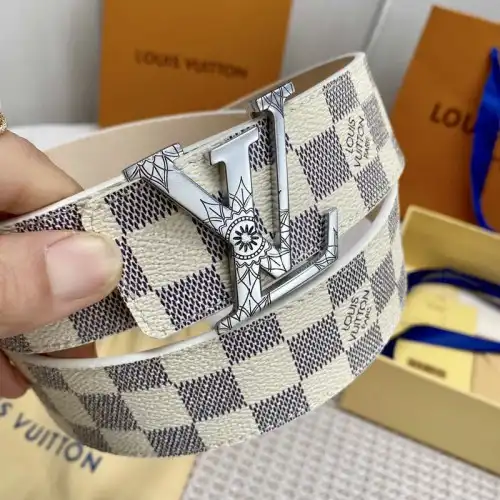 LV Belts 2201XA0245