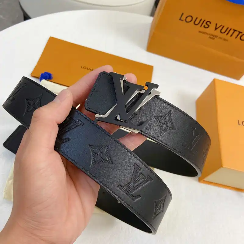 LV Belts 2201XF0001