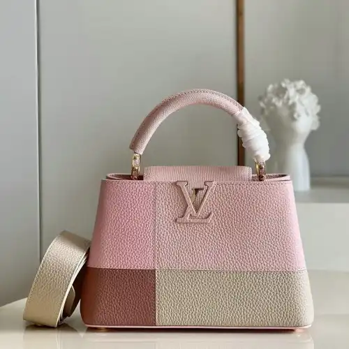 LV Bag 2201YA0012