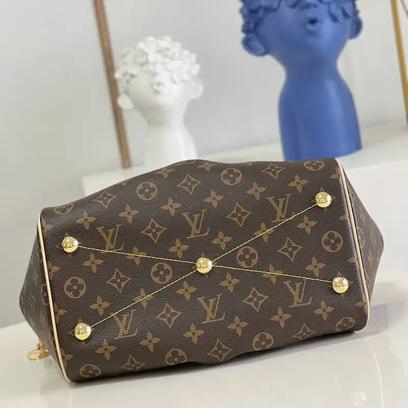 Fashionrepsfam ru LV Bag 2201YA0018